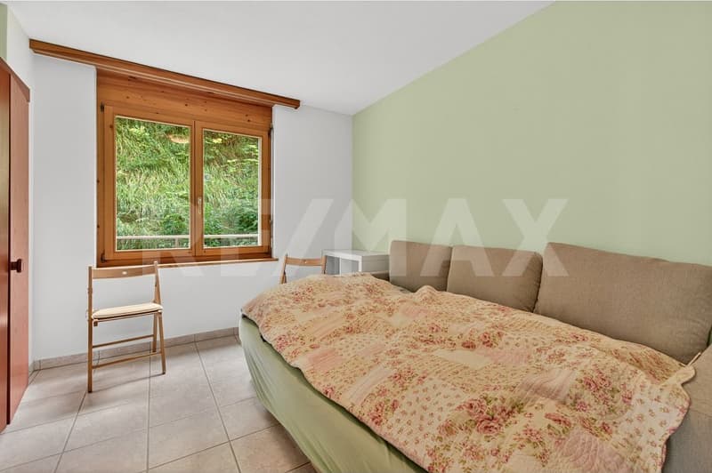 Appartamento di 3½ locali con bella vista sulle montagne, soleggiato e in posizione tranquilla a St. Peter / Arosa (9)