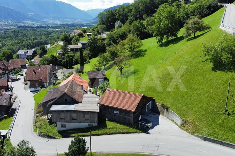 Unique opportunity in Mastrils - Spacious 1781m² plot with versatile potential (13)