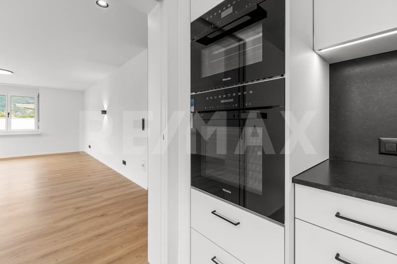 Renovierte 4½-Zimmerwohnung mit zwei Balkonen in Malans (8)