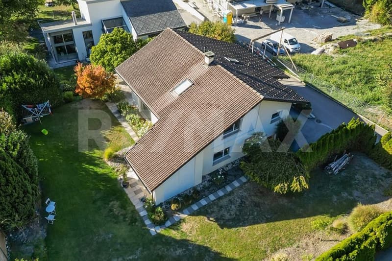 Ihr Freiraum - viel Wohnfläche und Stauraum auf 1'028 m² Landfläche (2)