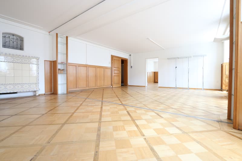 Locaux commerciaux / Showroom / Bureaux, 1er étage au cœur de Bülach (6)