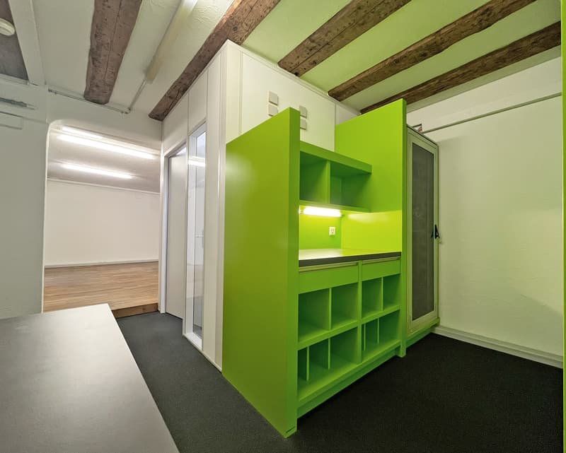 Air-conditioned office/commercial spaces on the ground floor in the heart of Bülach (9)