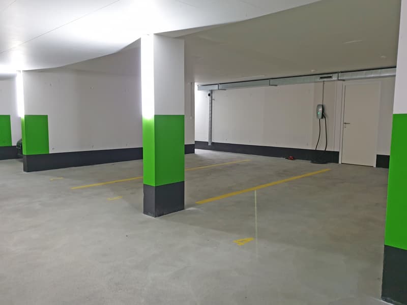 Parking space in parking hall in Oetwil a. d. Limmat (2)