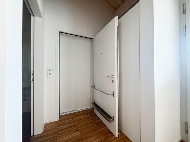 Appartement moderne 3.5 pièces avec hauts plafonds et accès par ascenseur (5)