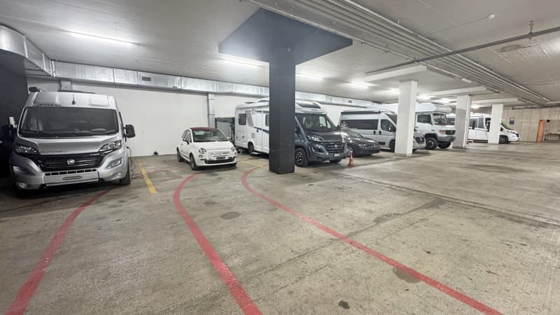 Posto auto per camper/roulotte/caravan (2)