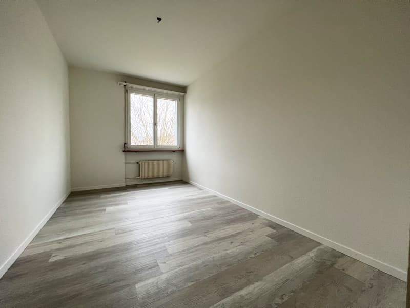 3.0 room apartment with private laundry tower (7)