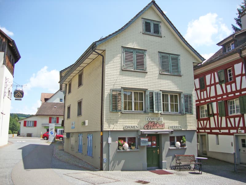 Blick zur Liegenschaft