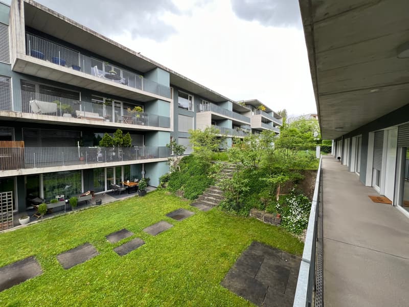 Appartamento di 4,5 locali con torre di lavanderia privata (1)
