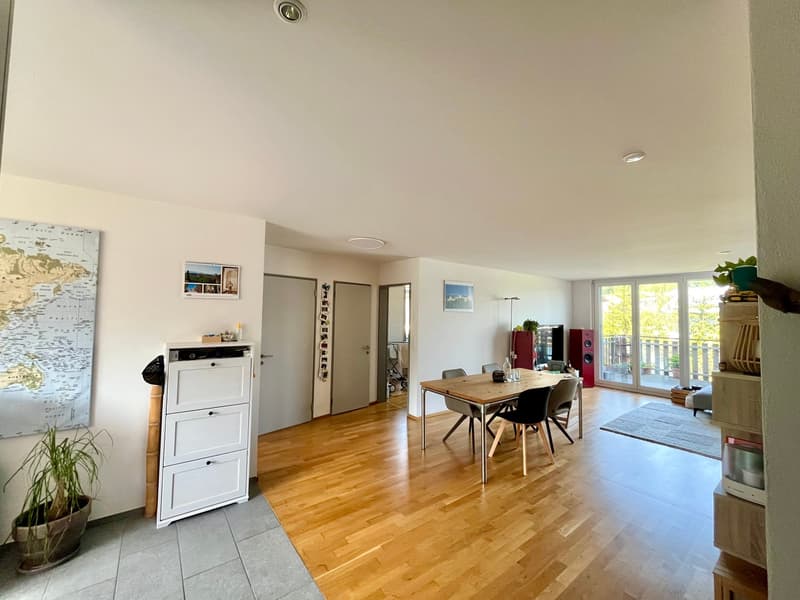 Appartement 4 pièces lumineux avec balcon dans un quartier calme – Wiesendangen (5)
