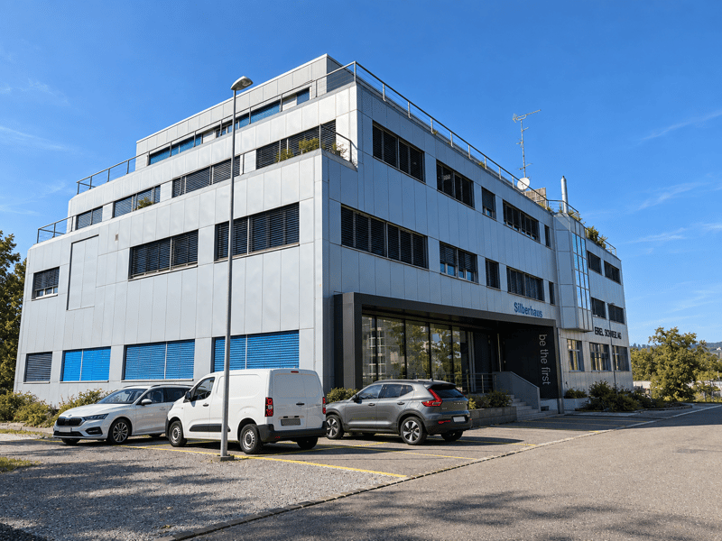 Grosszügige Aussenabstellplätze