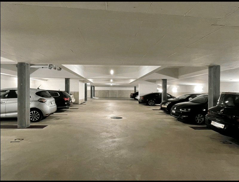 «Parkieren am Bahnhof» (2)