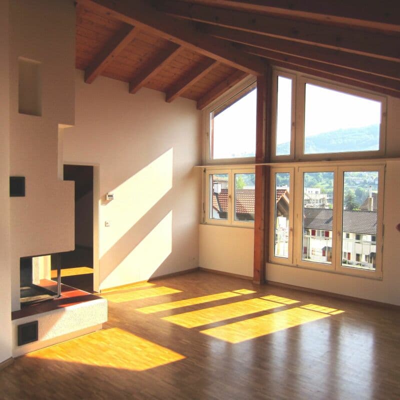 grosse 3.5-Zimmer-Dachwohnung mit eigenem Waschturm (1)