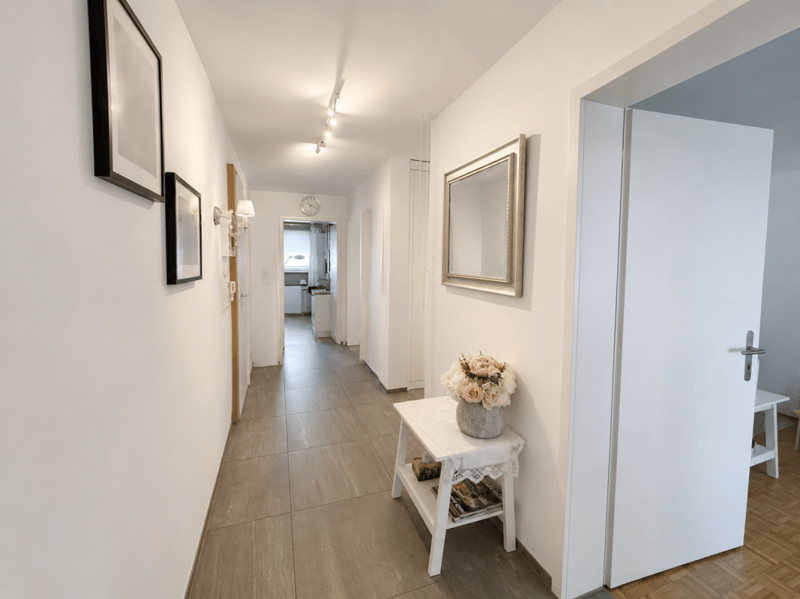 Appartamento moderno in posizione centrale a Muttenz (3)