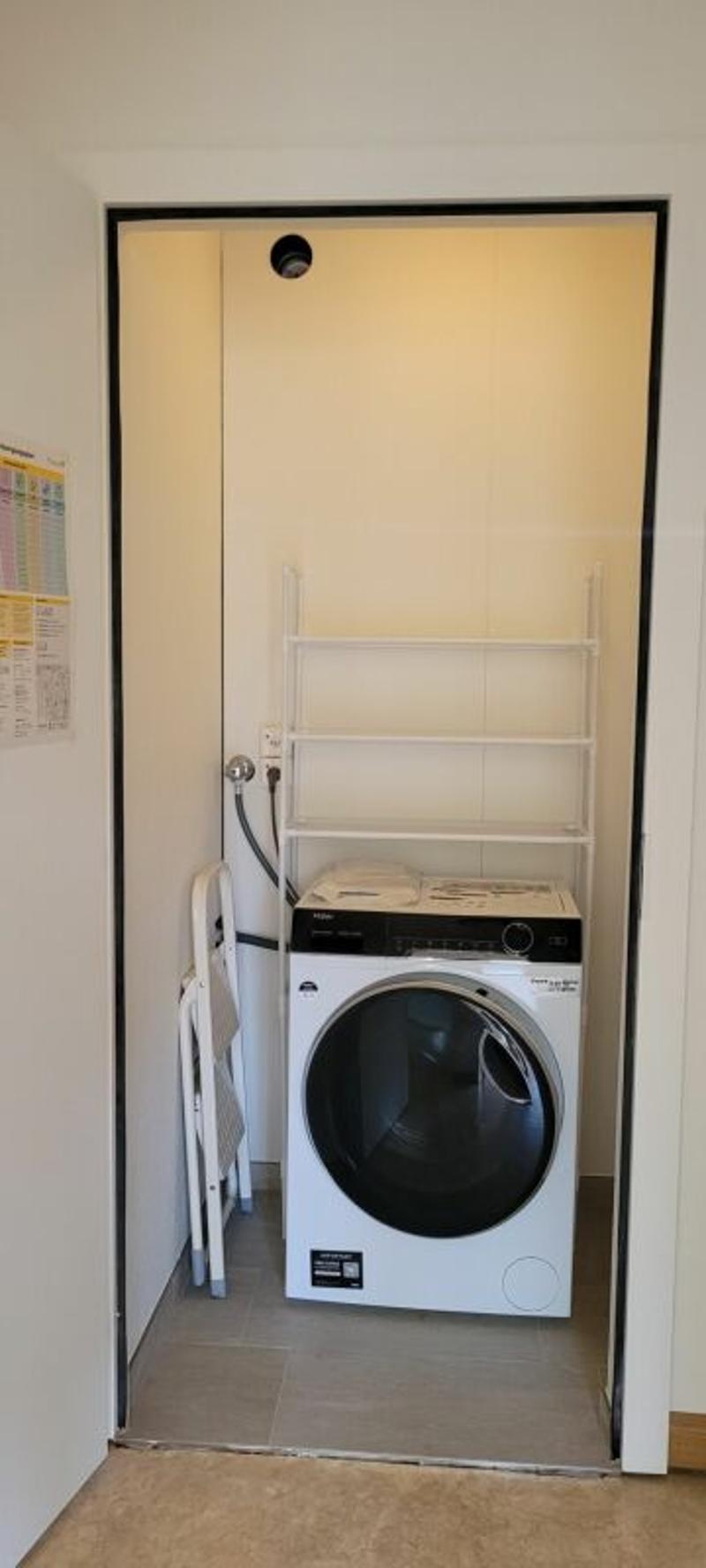 teilsanierte 3.5-Zimmer-Wohnung mit Einstellplatz an ruhiger Lage (7)