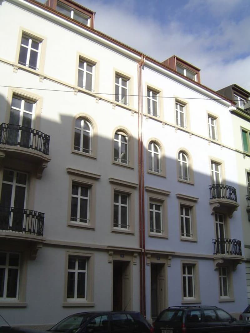 Helle Wohnung an bester Lage im "Gundeli" (5)