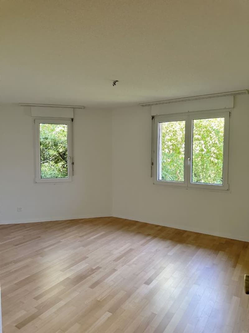 PEACEFUL | CENTRAL | WELL-MAINTAINED (8)