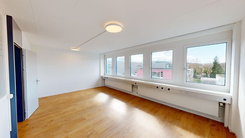 BÜRO- UND GEWERBERÄUMLICHKEITEN | NACHMIETERSUCHE INFOLGE VERKLEINERUNG (3)