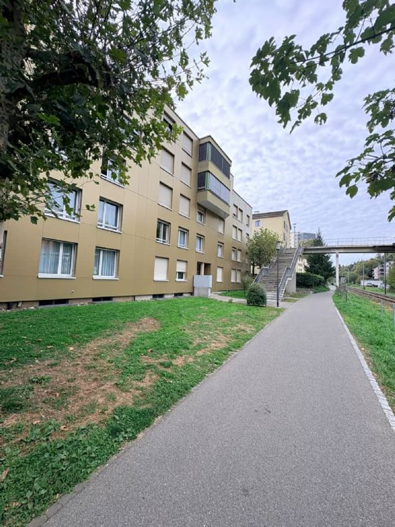 GARTENSITZPLATZ | ZENTRAL | GERÄUMIG (2)