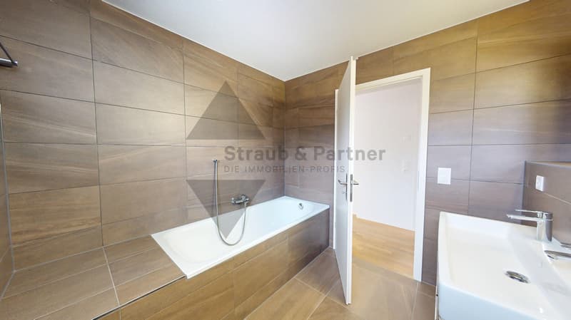 45-Zimmer-Wohnung-2-OG-Chlupfwiesstrasse-22-8165-Oberweningen-04292026_131133
