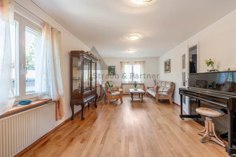 CHARMANTES EINFAMILIENHAUS MIT GROSSEM GARTEN UND VIEL POTENZIAL (5)