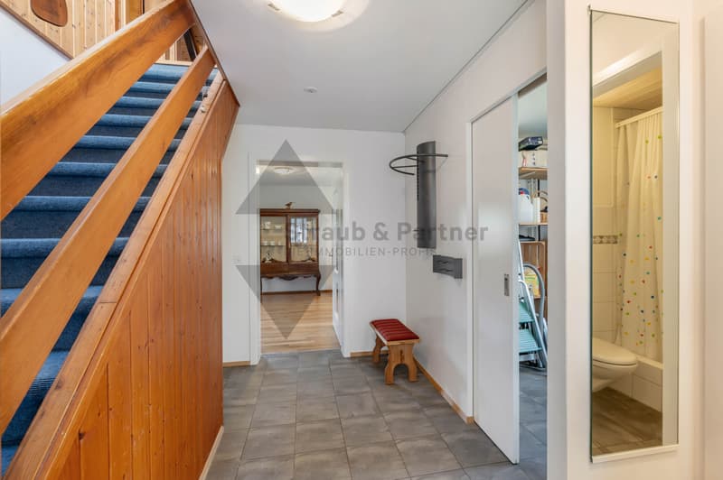 CHARMANTES EINFAMILIENHAUS MIT GROSSEM GARTEN UND VIEL POTENZIAL (4)