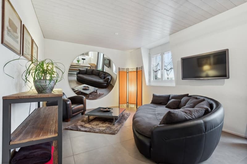 Exceptionnel appartement avec balcon et vue dégagée sur les Alpes (2)