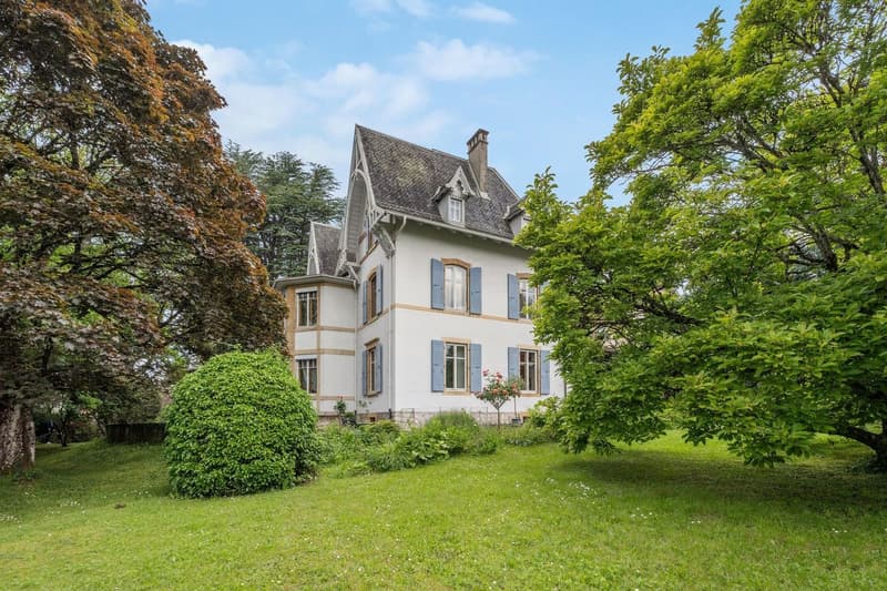 Belle demeure familiale de prestige au coeur de la nature (1)