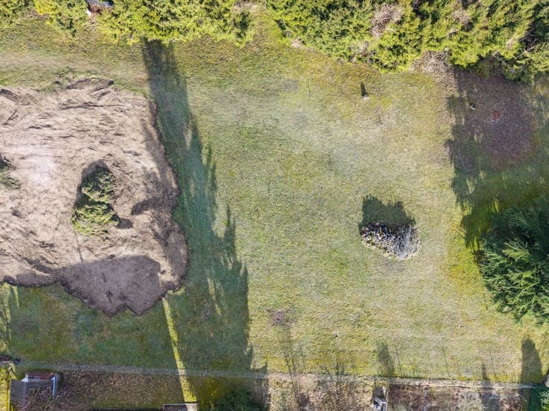 Bauplatz von ca. 705 m² mit anpassbarem Bauvorhaben (3)