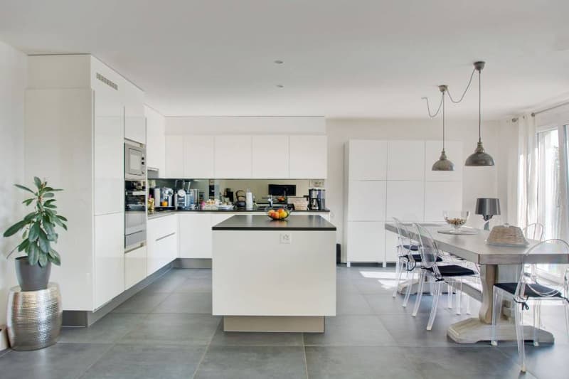 Nature, Space and Light - Apartment with Garden and Terrace (1)