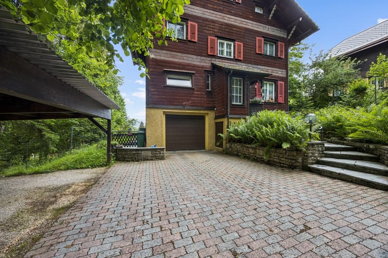 Charmantes Haus mit 2 Apartments in einer grünen Oase (3)