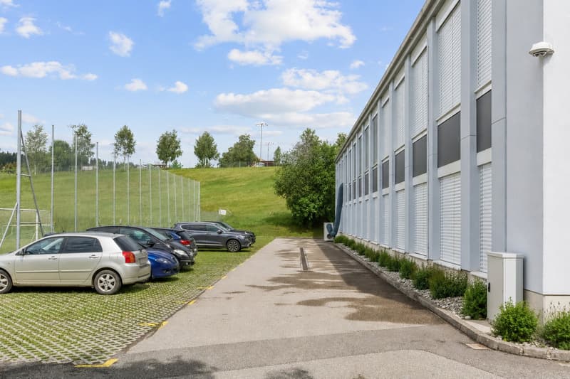 Immeuble industriel de rendement entièrement loué - Opportunité d'inve (10)