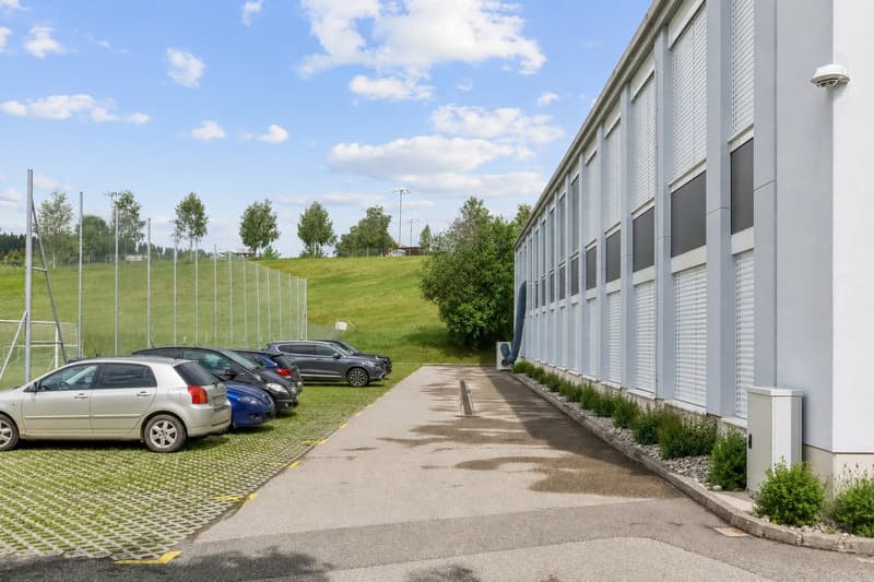Immeuble industriel de rendement entièrement loué - Opportunité d'inve (10)