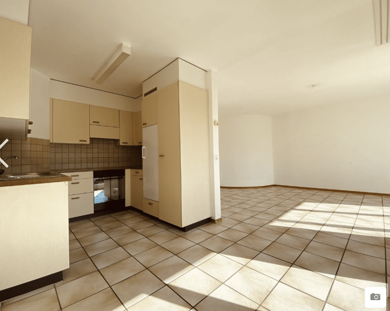 Helle 3.5-Z.Wohnung mit Balkon (3)