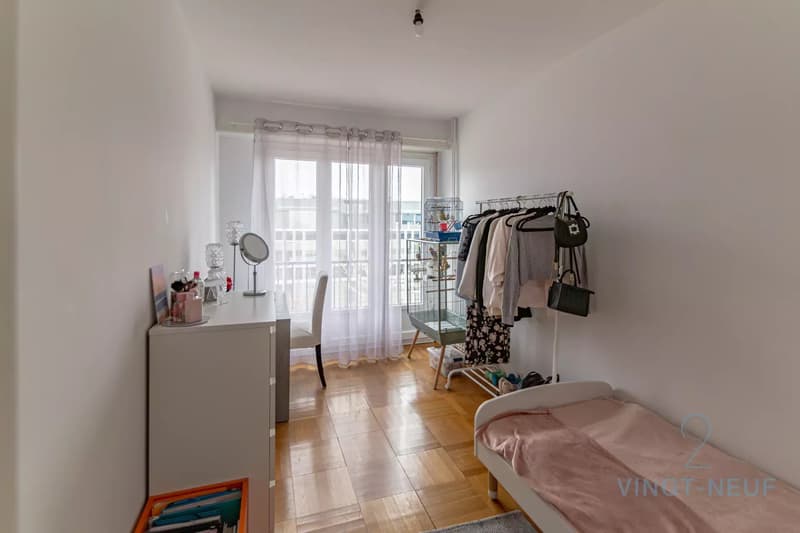 Ideal for a family - 5-room apartment close to amenities (7)