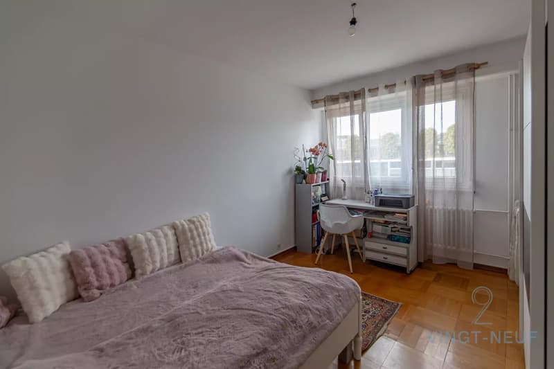 Ideal for a family - 5-room apartment close to amenities (5)