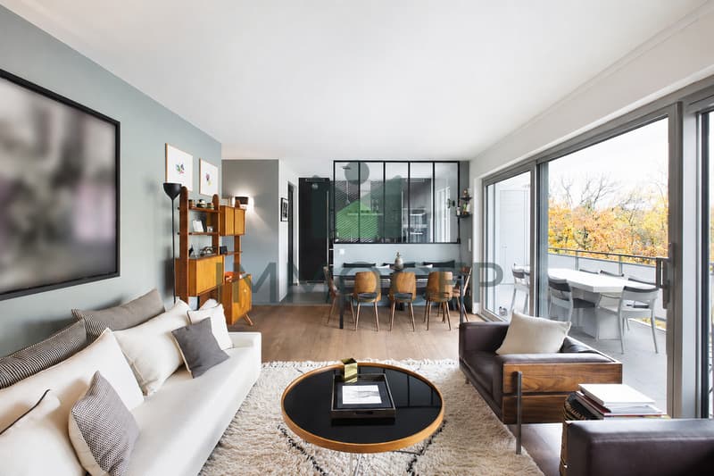 Appartment de standing avec grande terrasse et magnifique vue montagne (1)