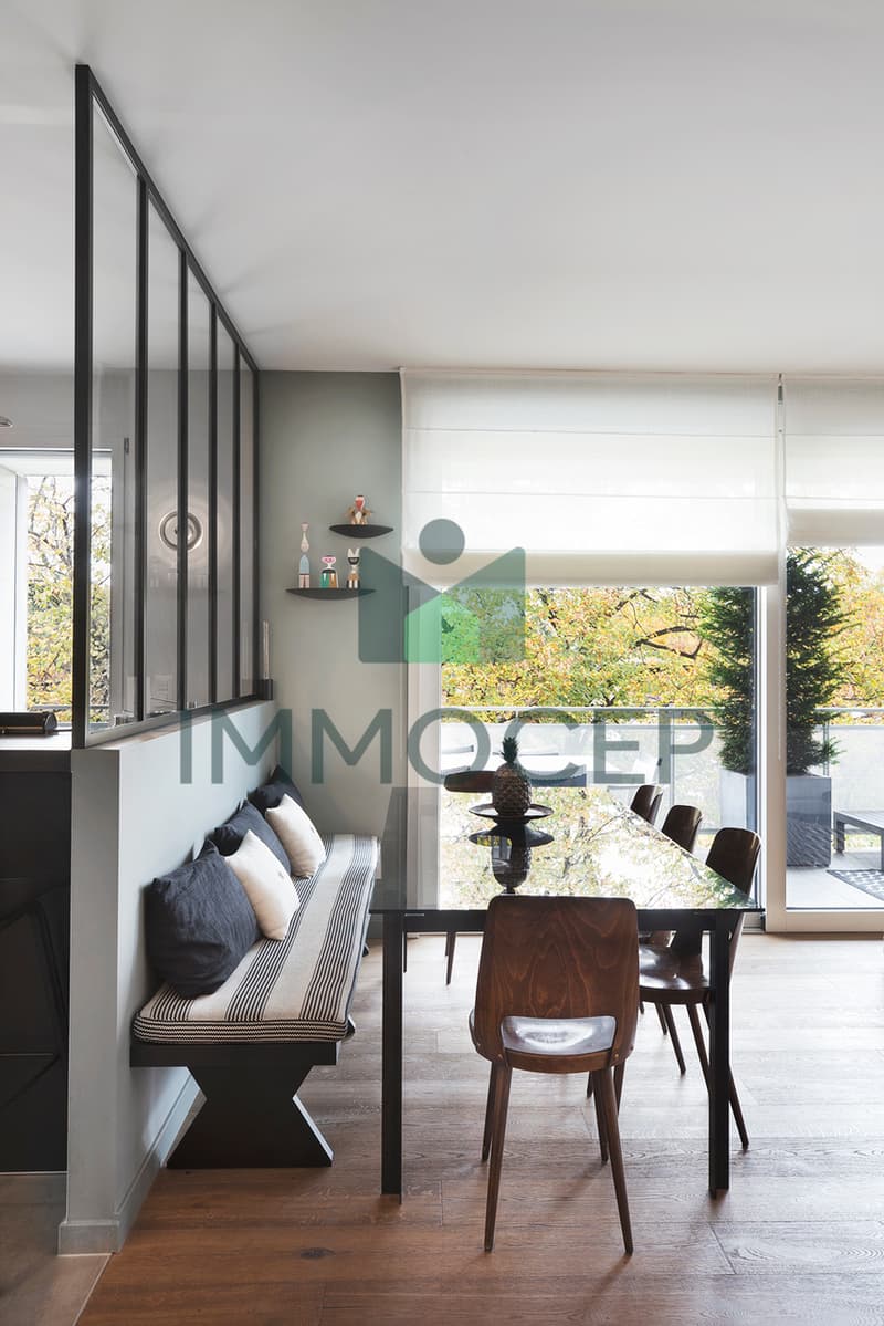 Appartment de standing avec grande terrasse et magnifique vue montagne (3)
