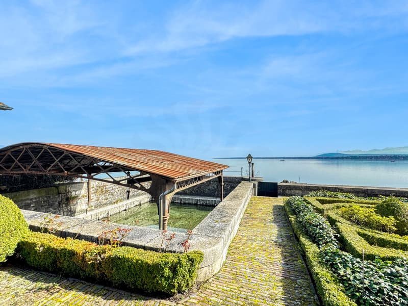 Co-Exclusive: Charming Waterfront House with Private Harbour (5)