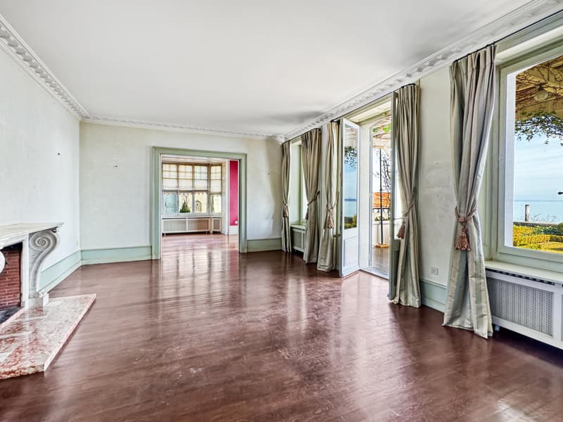 Co-Exclusive: Charming Waterfront House with Private Harbour (10)