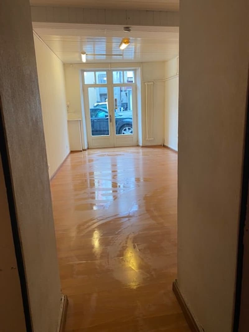 For rent commercial space in the old town of Porrentruy (1)