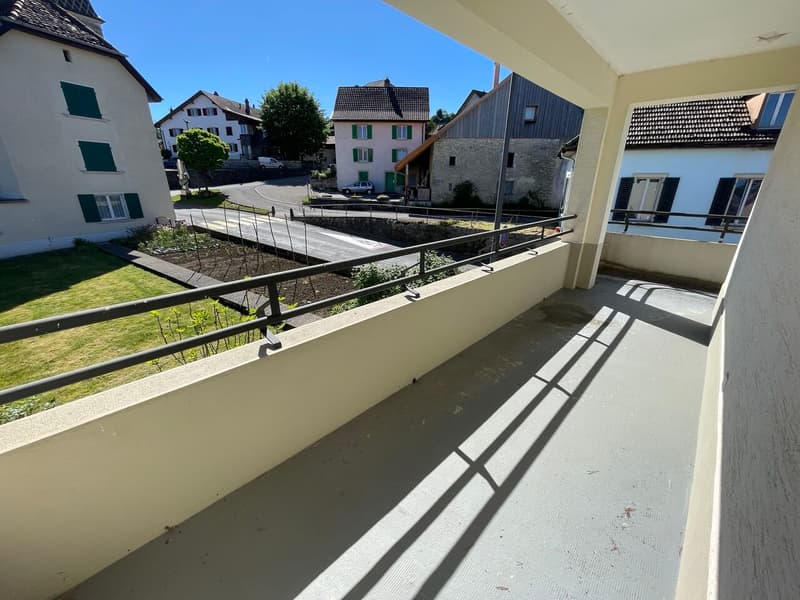 Grande maison rénovée située au centre du village de Chevenez (6)
