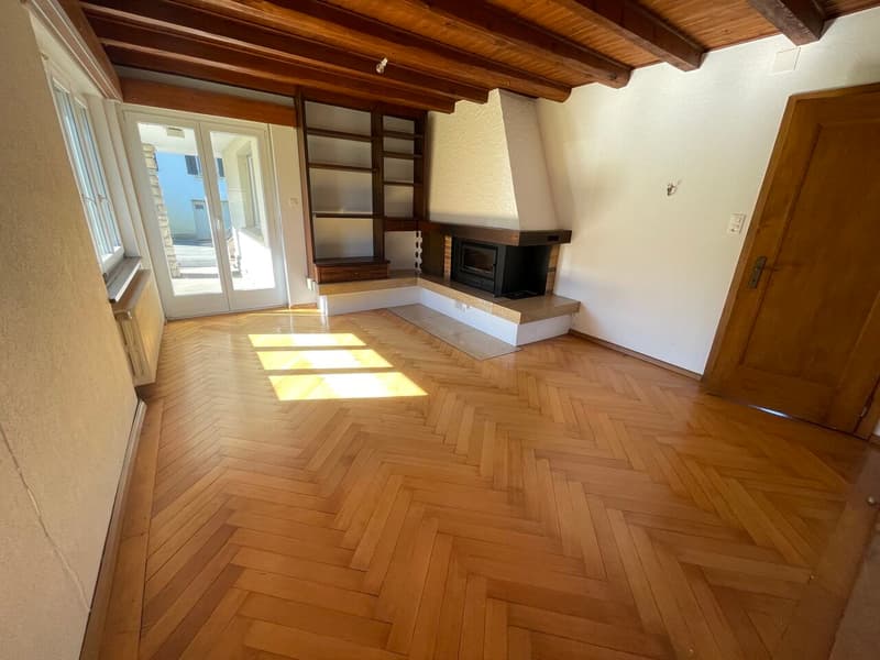 Grande maison rénovée située au centre du village de Chevenez (2)