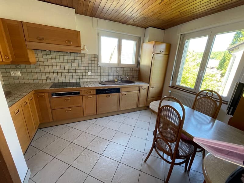 Grande maison rénovée située au centre du village de Chevenez (7)