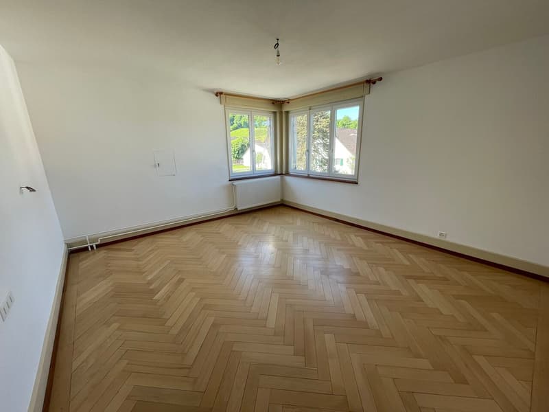 Grande maison rénovée située au centre du village de Chevenez (3)