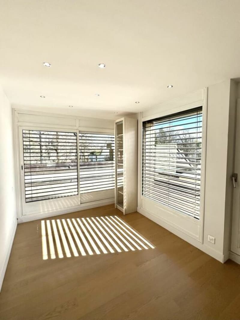 Triplex 6 rooms in Conches (31)