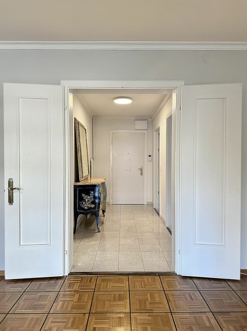 Appartement mit 7 Zimmern in Genf (3)