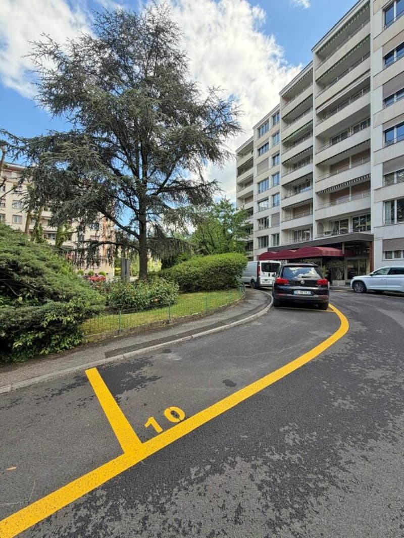 Schönes geräumiges Apartment mit zwei Balkonen (19)
