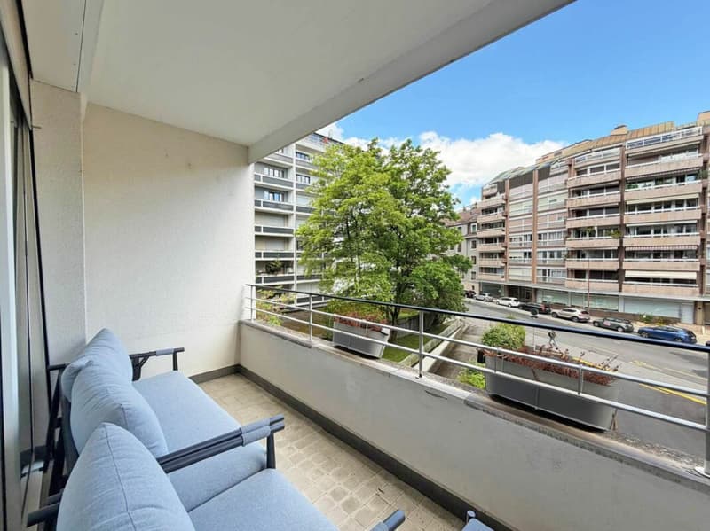 Schönes geräumiges Apartment mit zwei Balkonen (8)