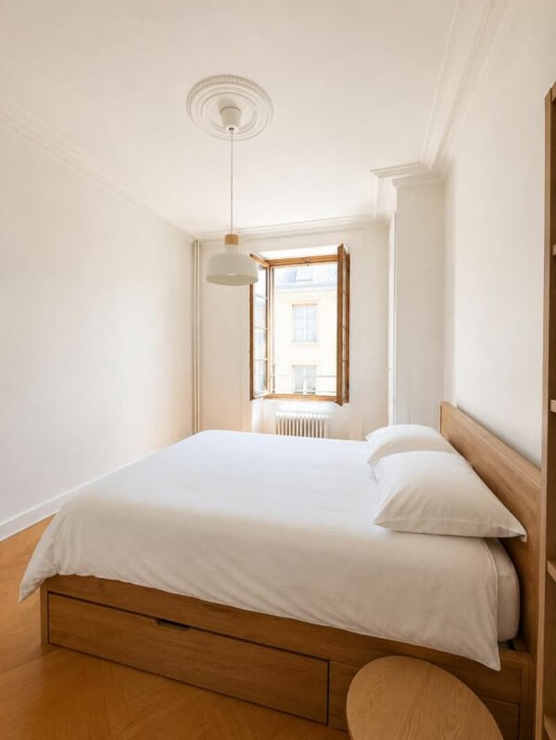Charaktervolle Wohnung mit Balkon im Herzen von Genf (15)