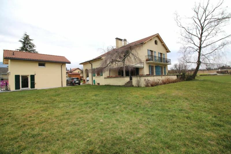 Appartement 5 pièces à Plan-les-Ouates - à Vendre (36)